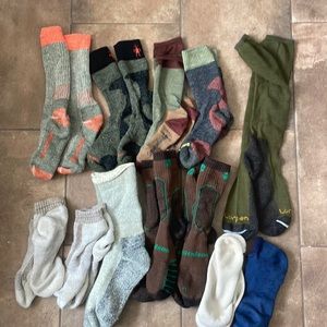 Men’s wool socks assortment lot. Smartwool, Lorpen, Vitalsox. Excellent Cond!